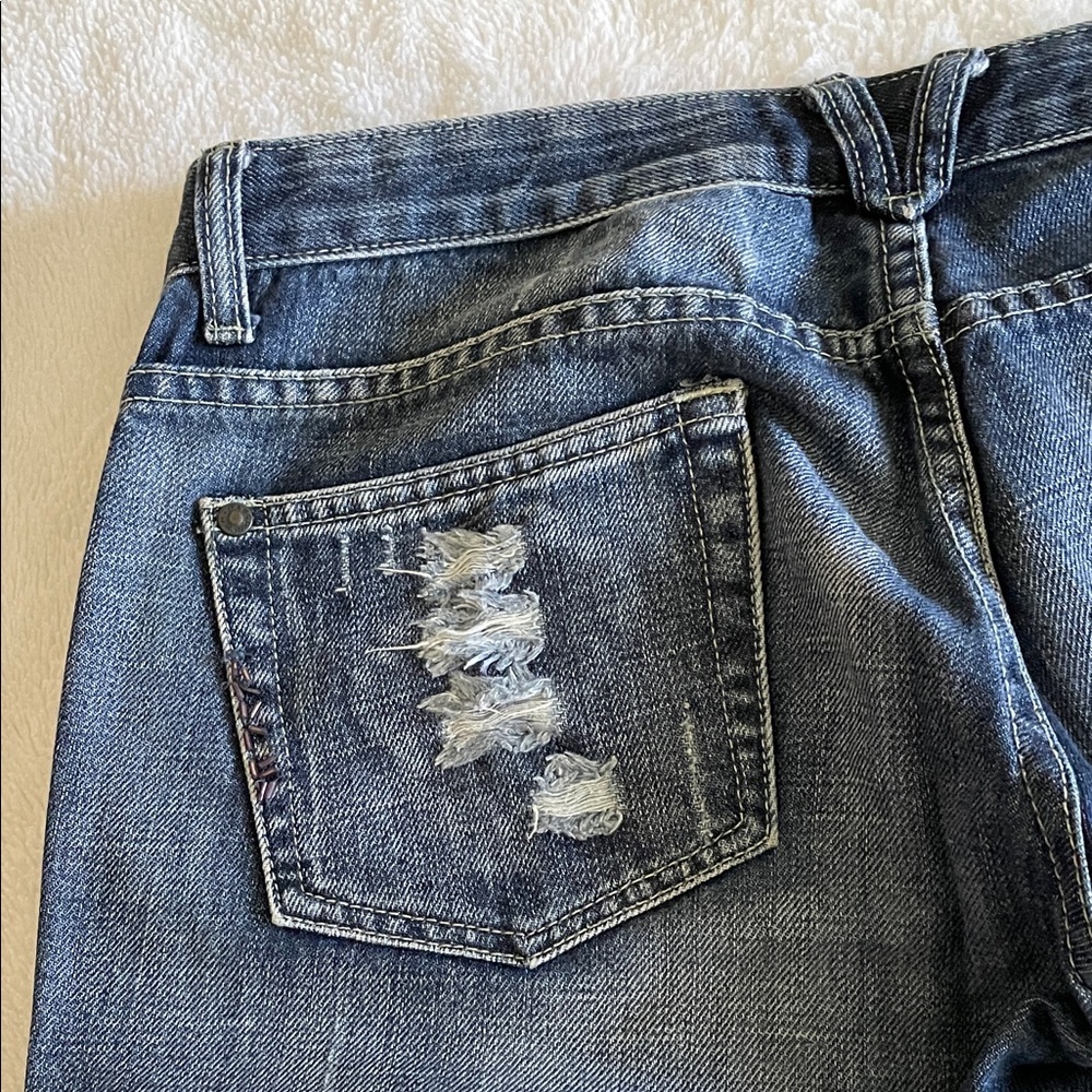 Distressed Blue Jeans - Picture 4 of 11